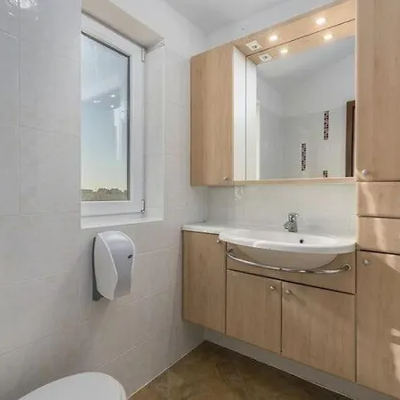 Classy In Novigrad With Private Pool * Novigrad Istria