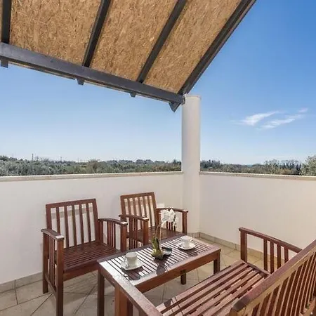 In Novigrad With Private Pool *