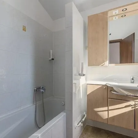 Holiday home Classy In Novigrad With Private Pool