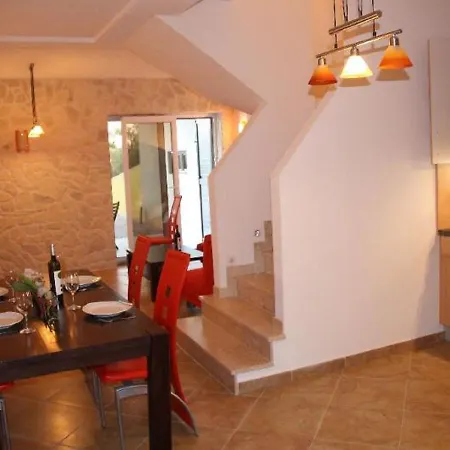 Classy In Novigrad With Private Pool * Novigrad (Istria)